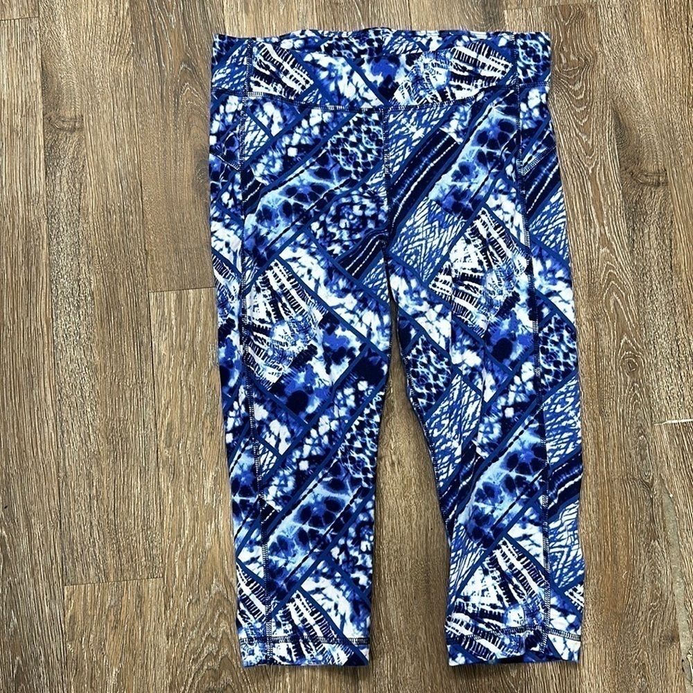 Danskin Blue Print Capri Crop Leggings M 8/10 Dri More Athleisure Lounge